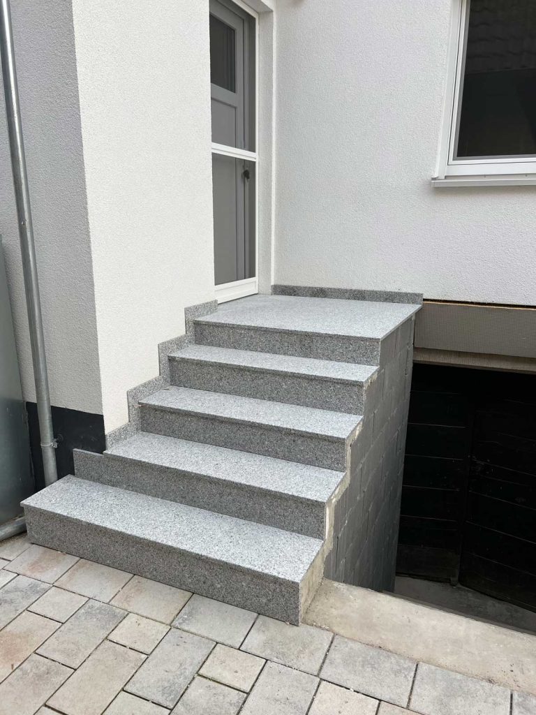 Granit Außentreppe